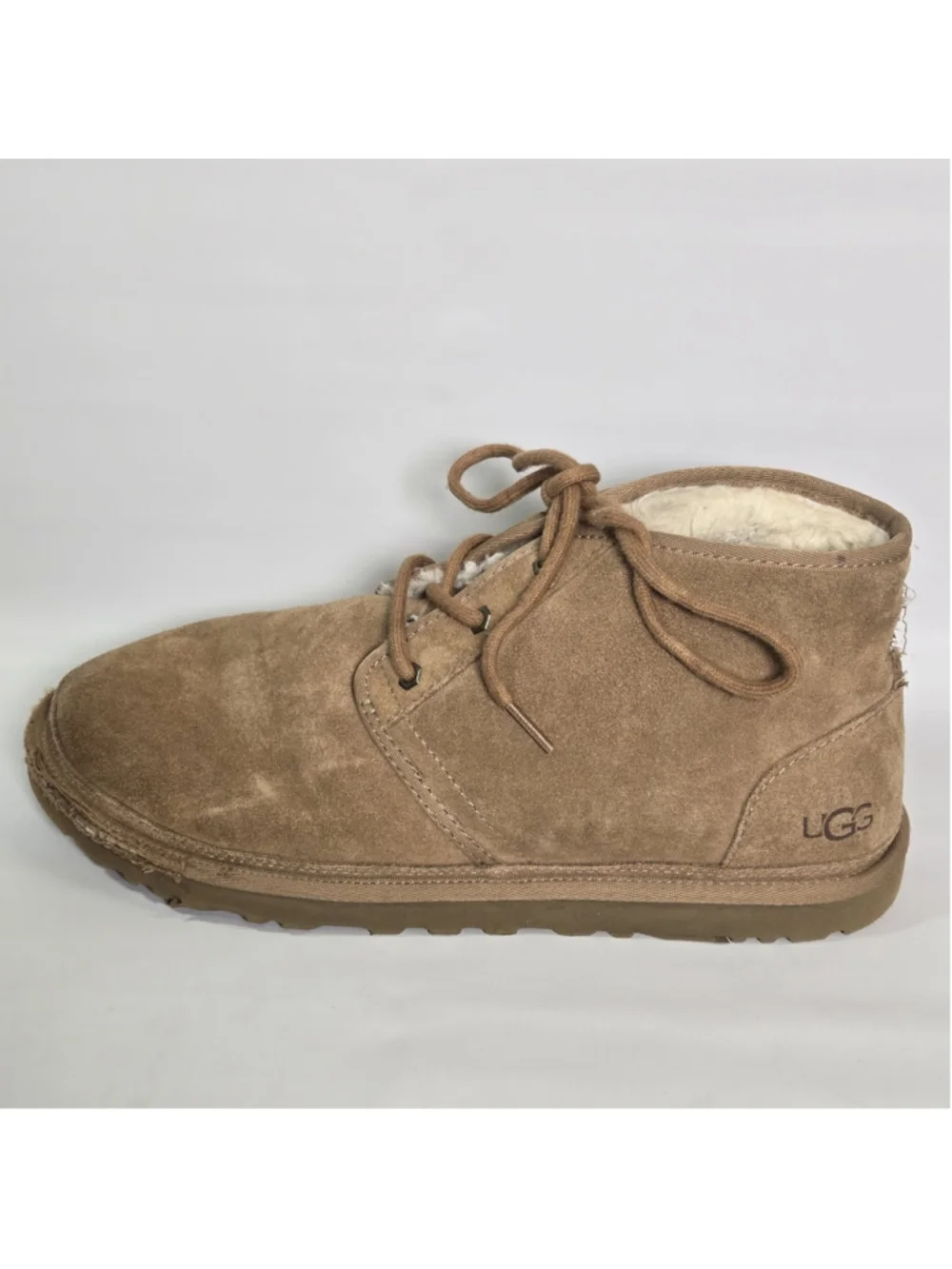 UGG neumel classic